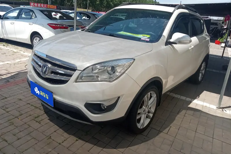 Changan CS35 — фото 1