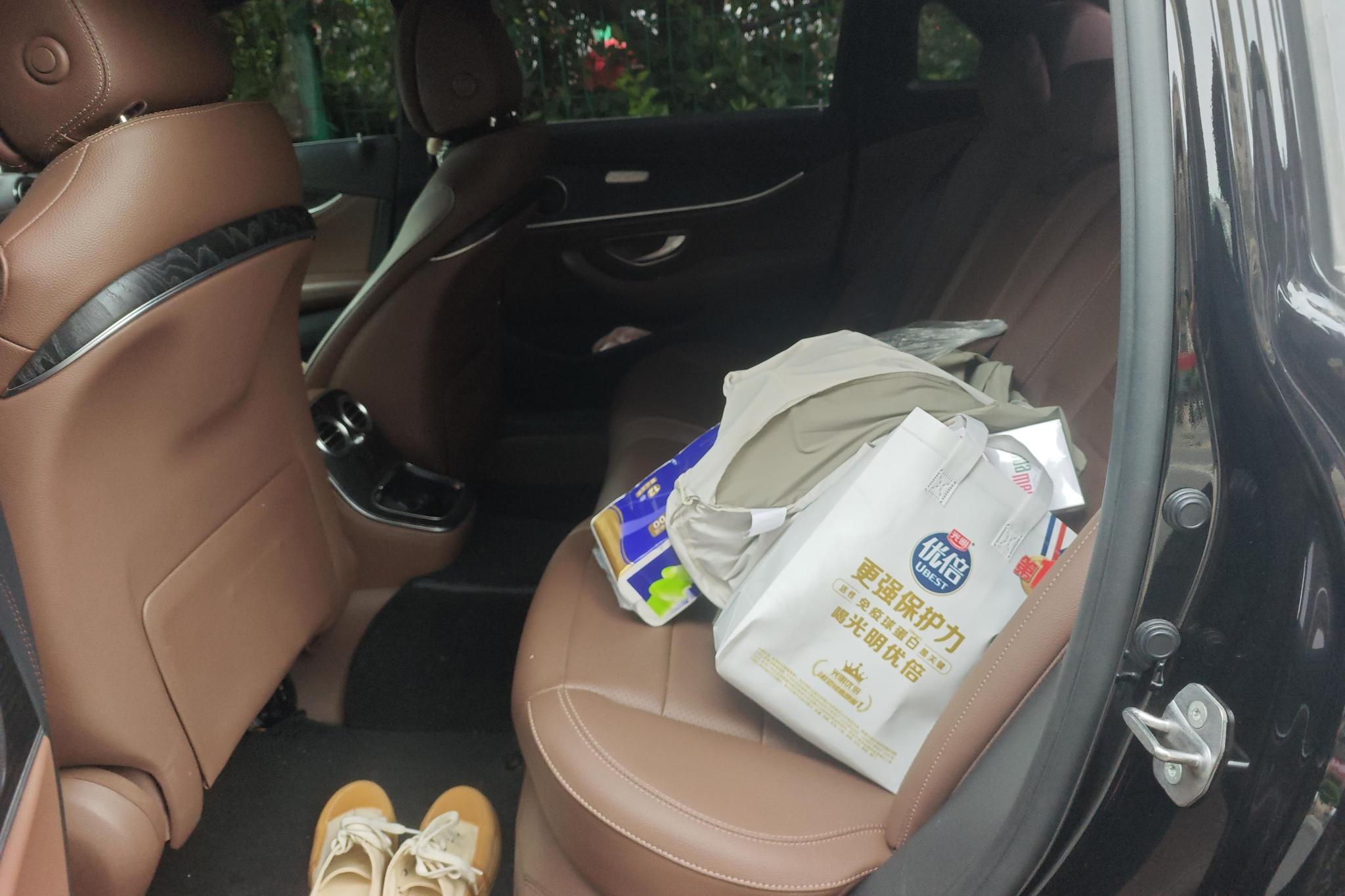 Mercedes-Benz E-class id 4514818 из Китая 10