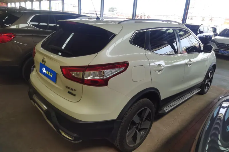 Nissan Qashqai — фото 3