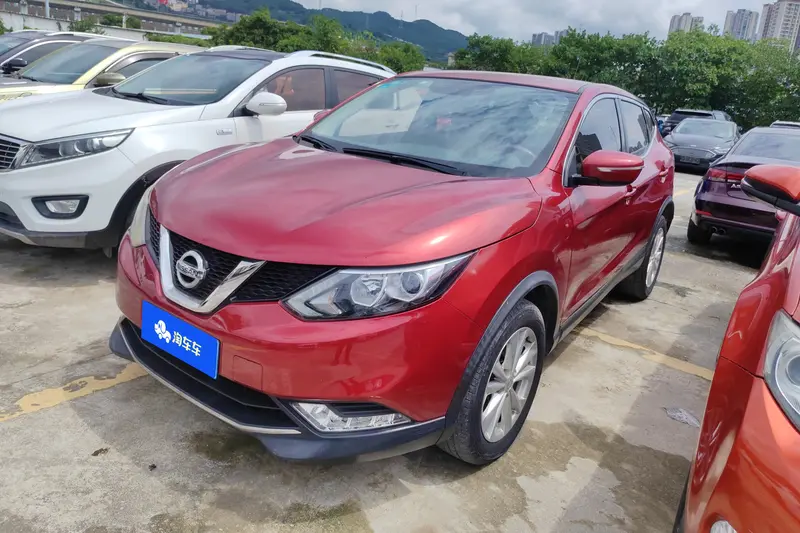 Nissan Qashqai — фото 1