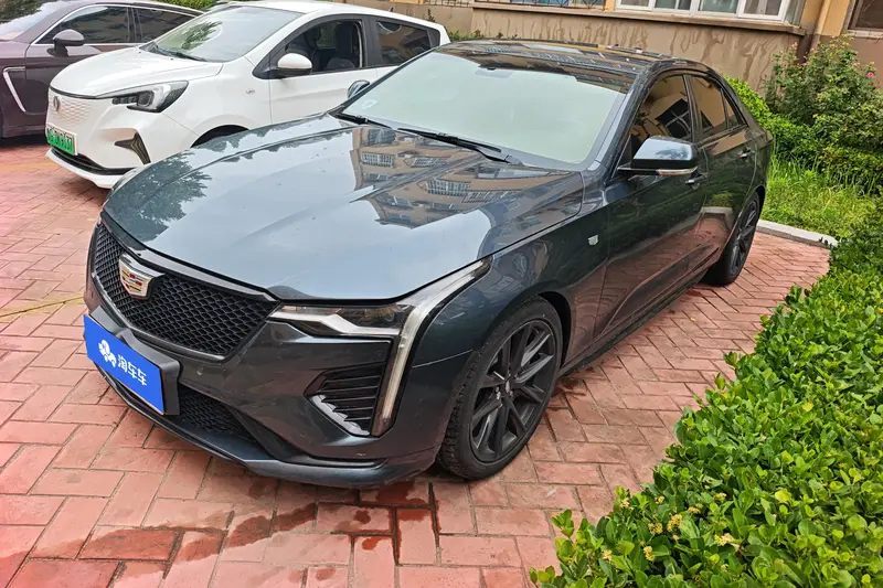 Cadillac CT4
