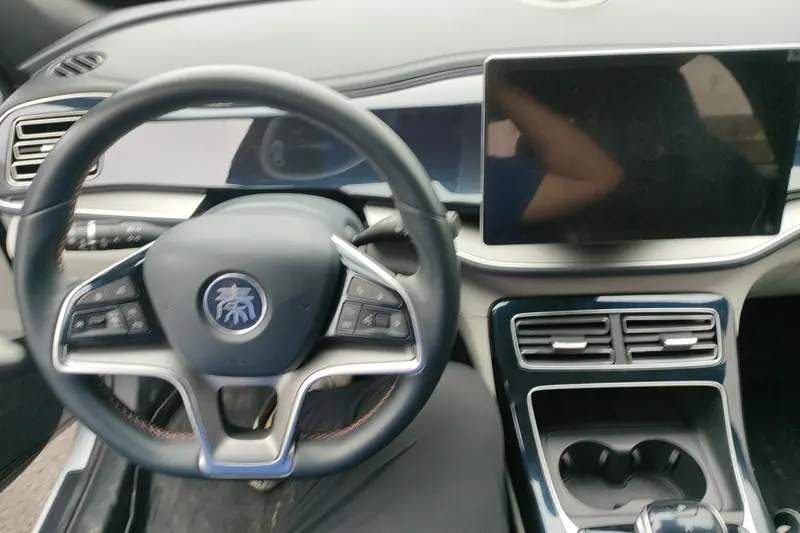BYD Qin PLUS EV 600 KM Flagship — фото 9