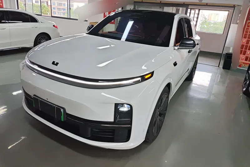 Lixiang L7