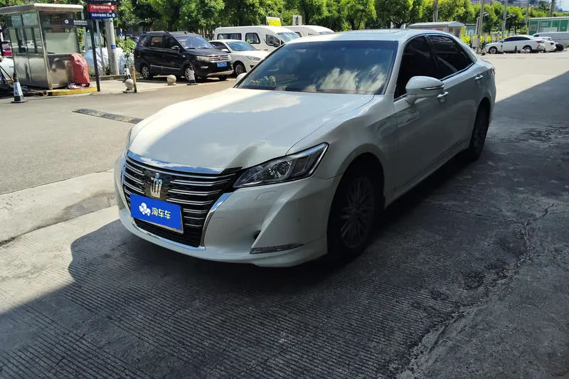 Toyota Crown 2.0 T Sport