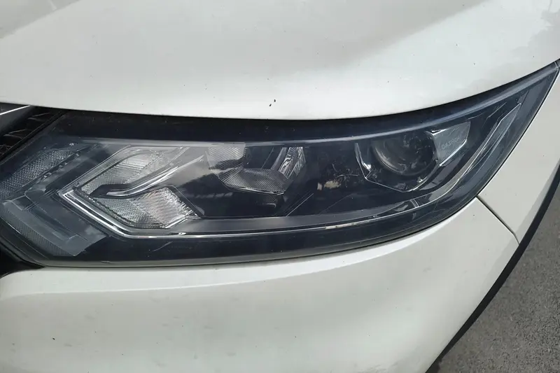 Nissan Qashqai 2.0 L XV — фото 4