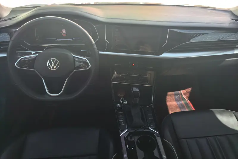Volkswagen Passat — фото 7