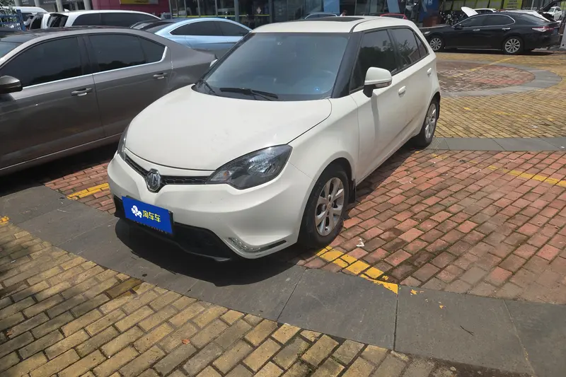 MG 3 1.5 L AMT Elite