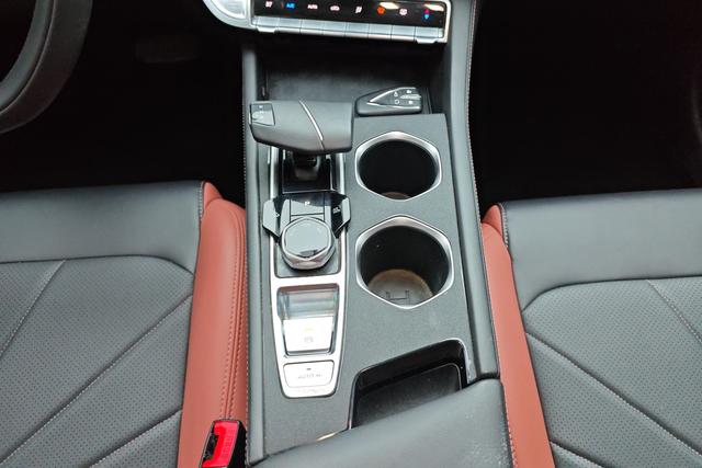 CHANGAN Yidong 2024 — фото 14