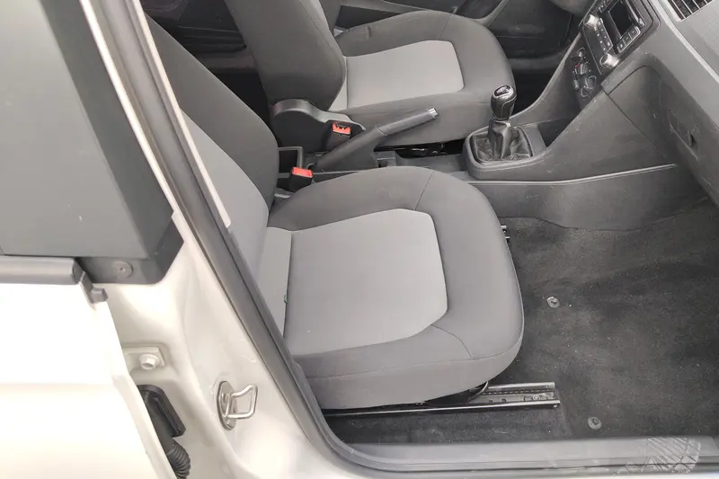 Skoda Rapid — фото 11