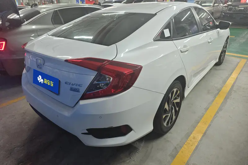 Honda Civic — фото 3