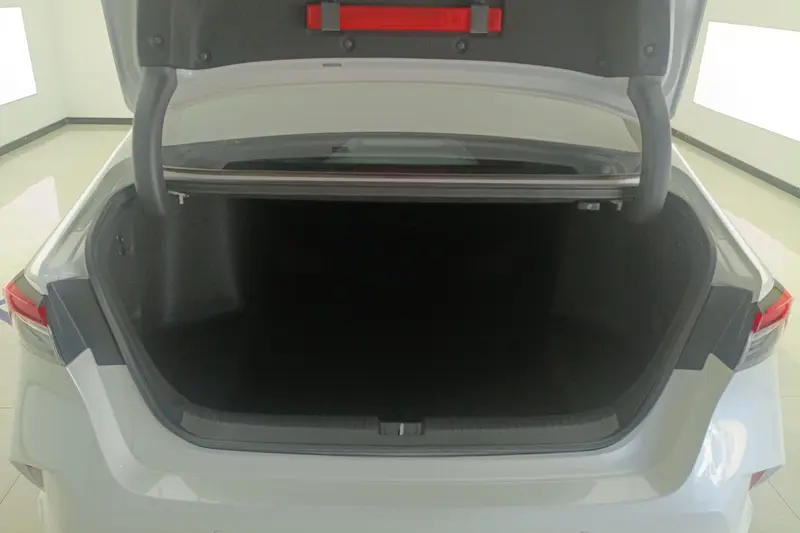 Honda Inspire — фото 12