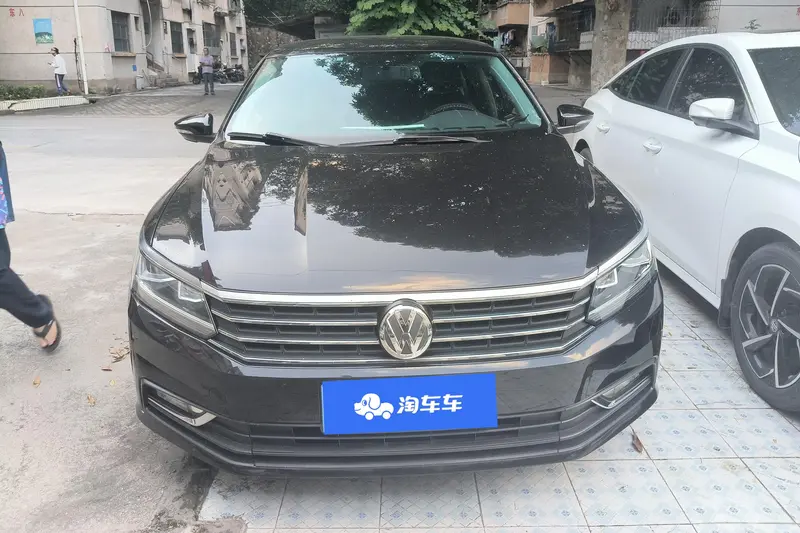 Volkswagen Passat — фото 2