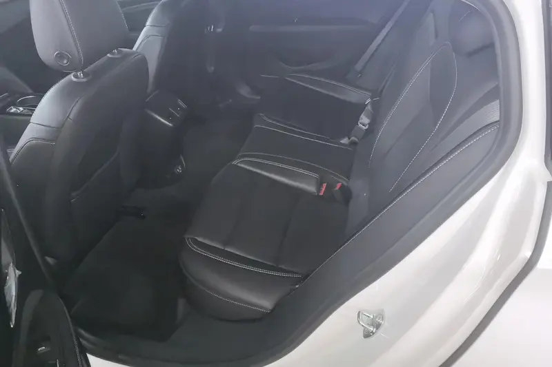 Buick Regal — фото 10