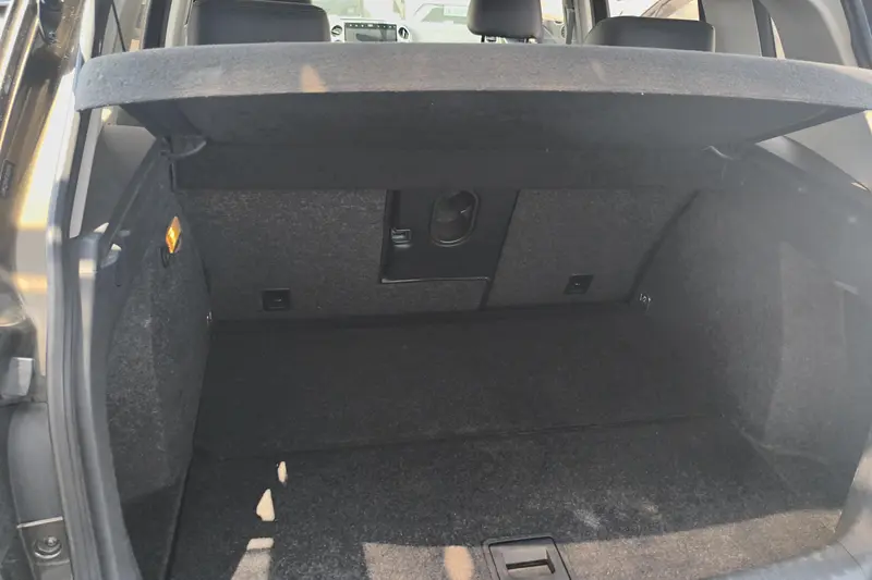 Volkswagen Tiguan — фото 10