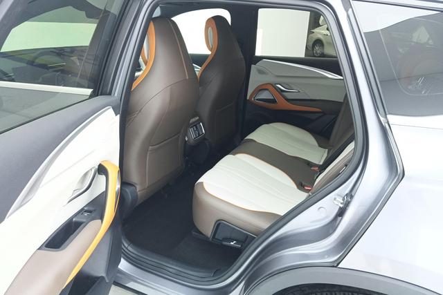 BYD SONG Pro EV 2023 — фото 15