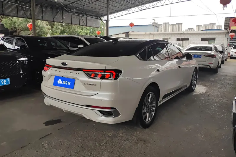 Ford Mondeo Eco Boost 245 Luxury — фото 3
