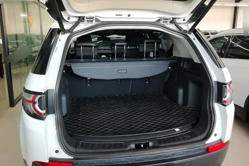 Land Rover Discovery Sport — фото 11