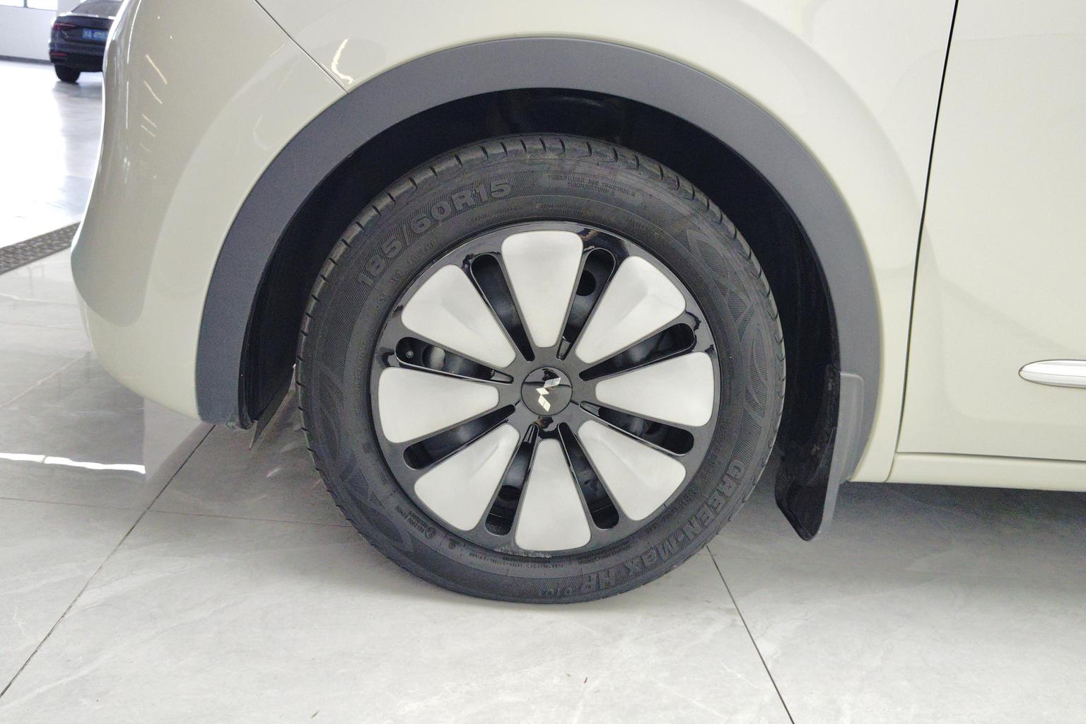 Wuling Binguo 2023 333KM Enjoy +