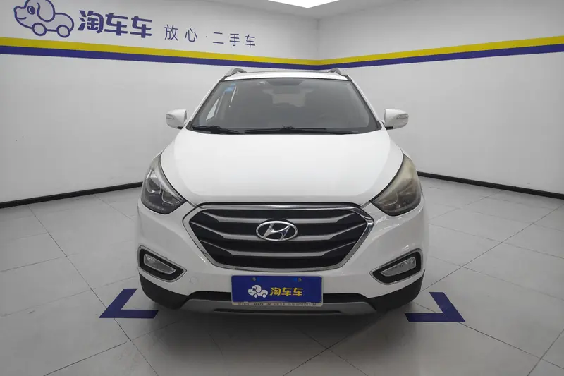 Hyundai ix35 — фото 2