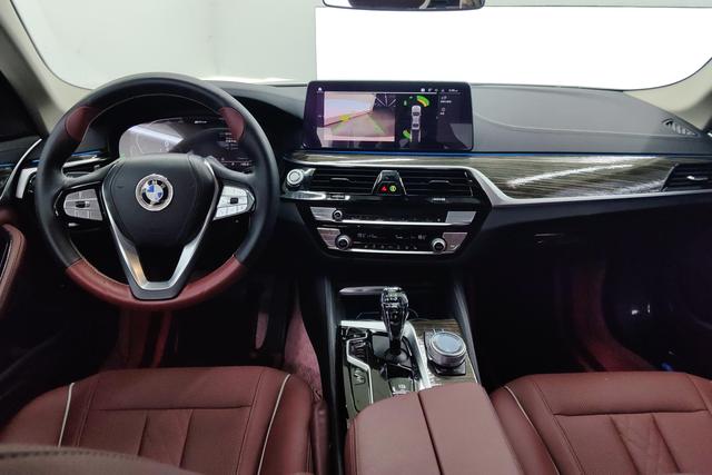 BMW 5 Series Hybrid 2021 — фото 11