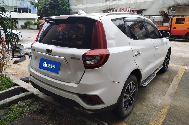 Geely Vision X6 — фото 3