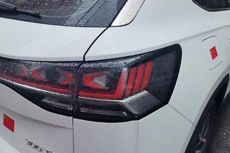 Volkswagen Tayron 300 TSI 2 WDPlus Plus — фото 5