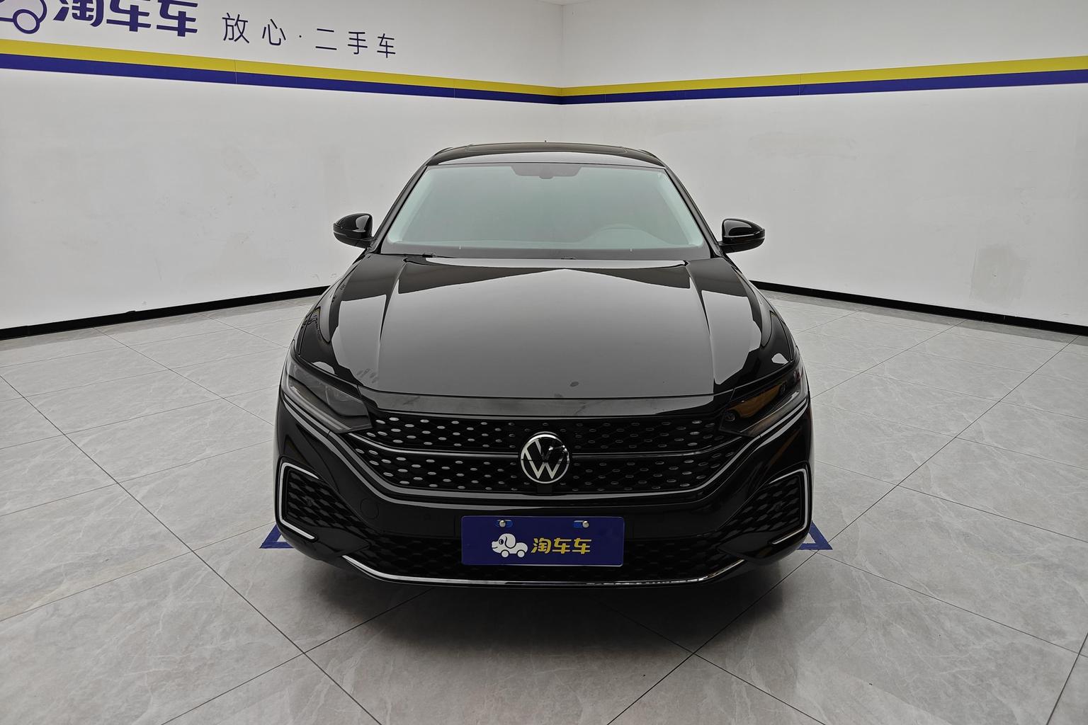 Volkswagen Passat 2023 330TSI Elite