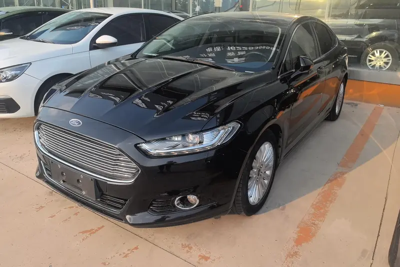 Ford Mondeo 2.0 L GTDi 200 Luxury — фото 1