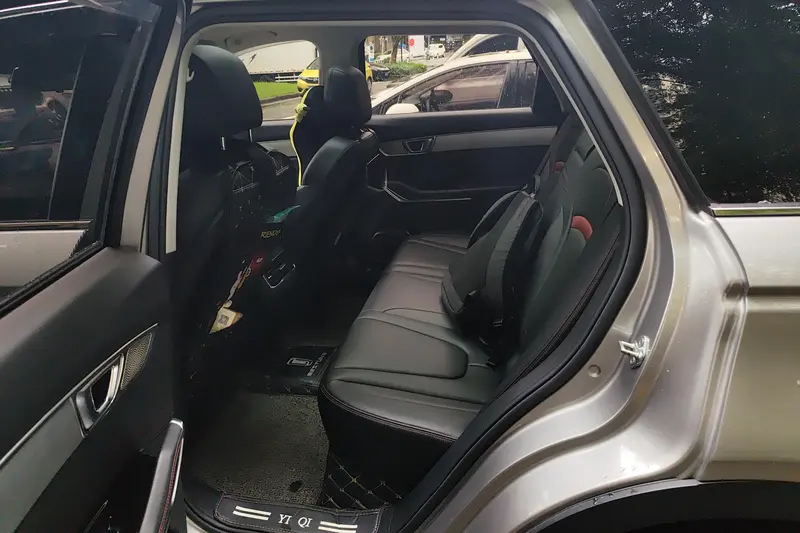 Bestune T99 — фото 12