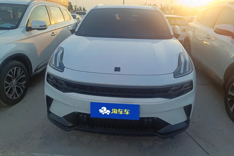 Lynk&Co Lynk & Co 06 Remix 1.5 T Pro — фото 2