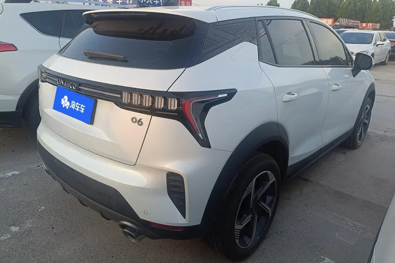 Lynk&Co Lynk & Co 06 Remix 1.5 T Pro — фото 3