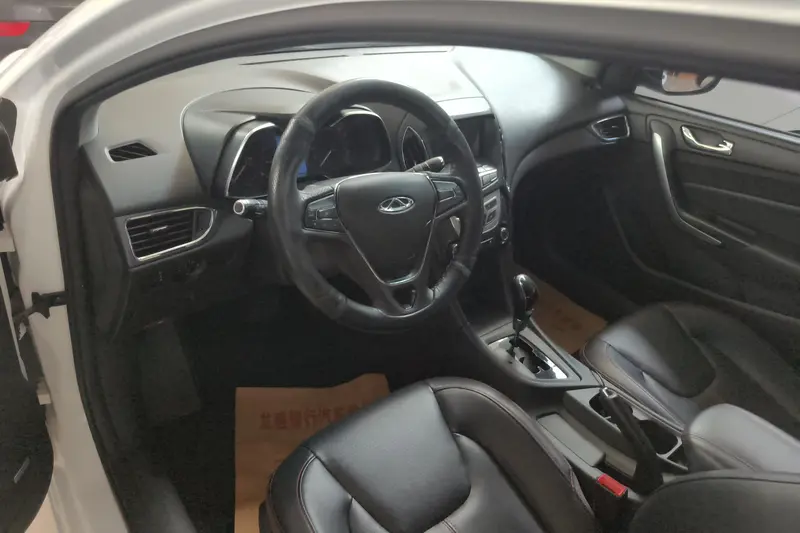 Chery Arrizo 5 1.5 L CVT — фото 7