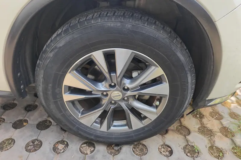 Nissan Murano 2.5 L XL 2 WD — фото 6