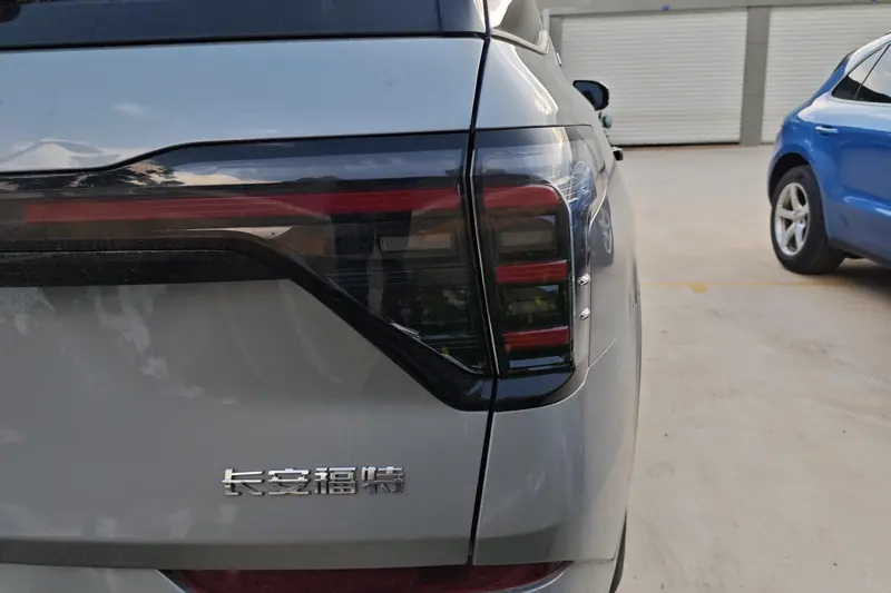 Ford Edge — фото 5