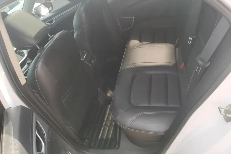 Geely Emgrand GL 1.8 L MT — фото 10