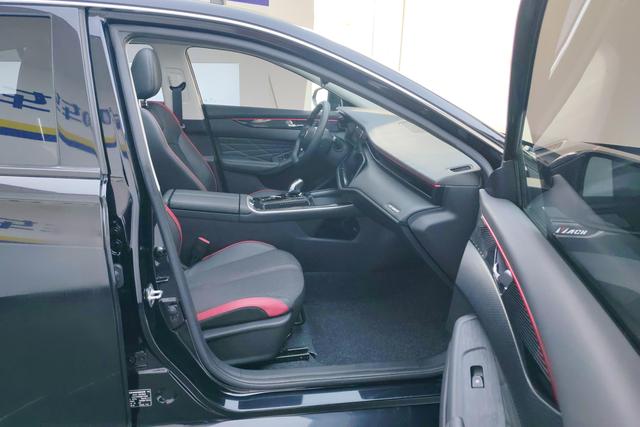 Dongfeng Fengshen Yixuan MAX 2023 — фото 16