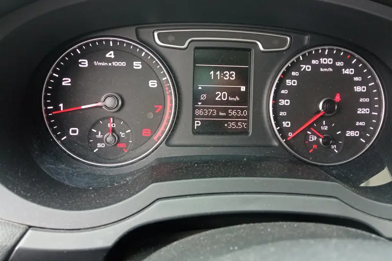 Audi Q3 35 TFSI комфорт — фото 9