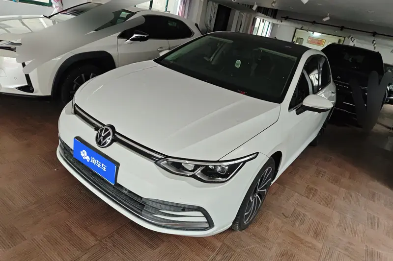 Volkswagen Golf 280 TSI DSG Pro