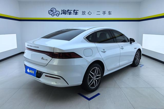 BYD QIN PLUS Hybrid 2021 — фото 3