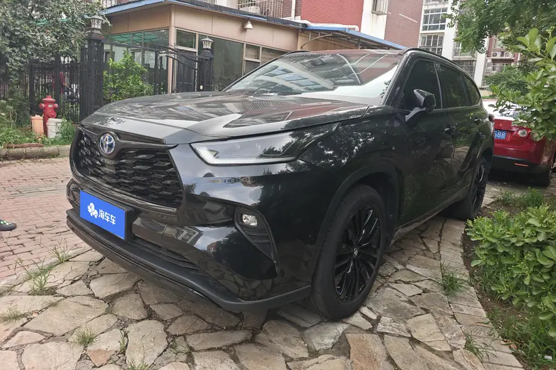 Toyota Highlander 2.5 L 4 WD Premium 7