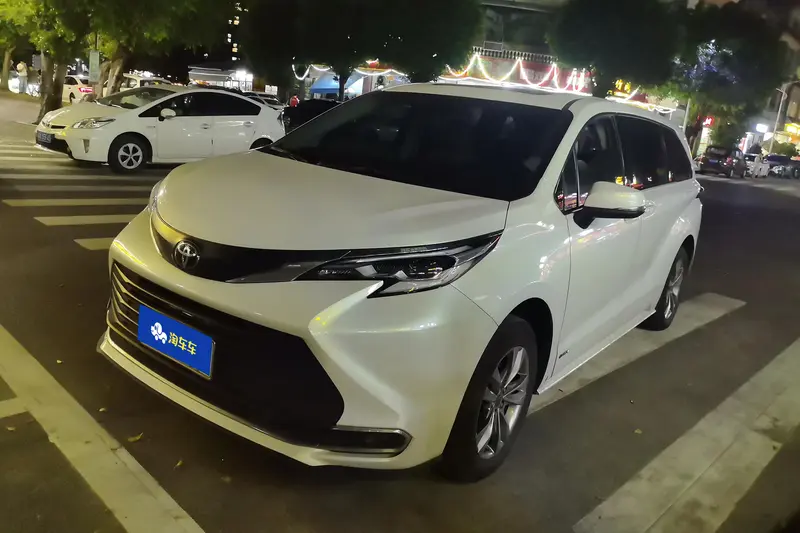 Toyota Sienna 2.5 L Comfort