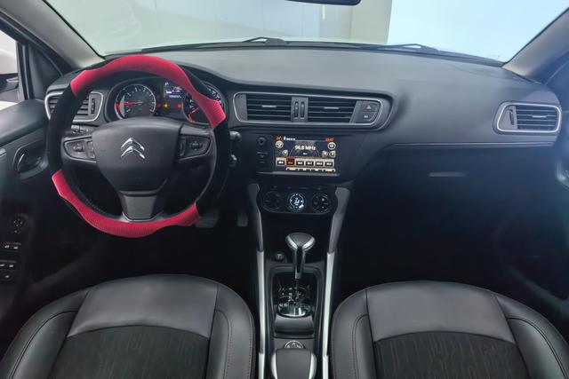 Citroen C3-XR 2015 — фото 13