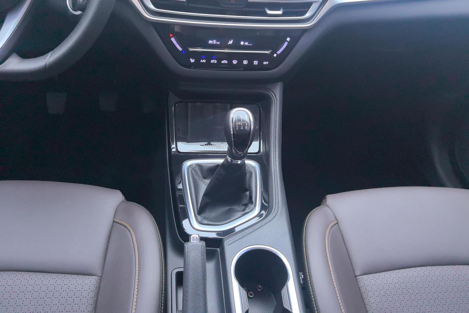 Changan CS35 PLUS 2019 1.6L МКПП yue lian sheng ji ban China VI