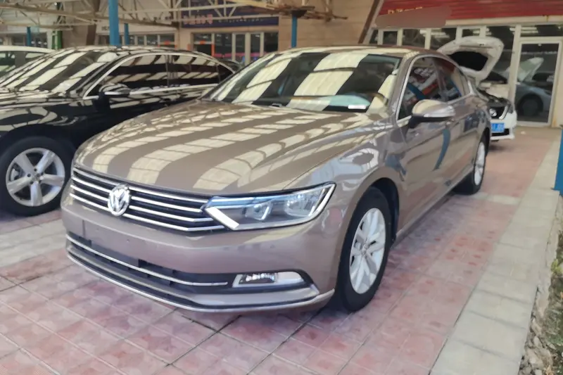 Volkswagen Magotan 280 TSI DSG Comfort