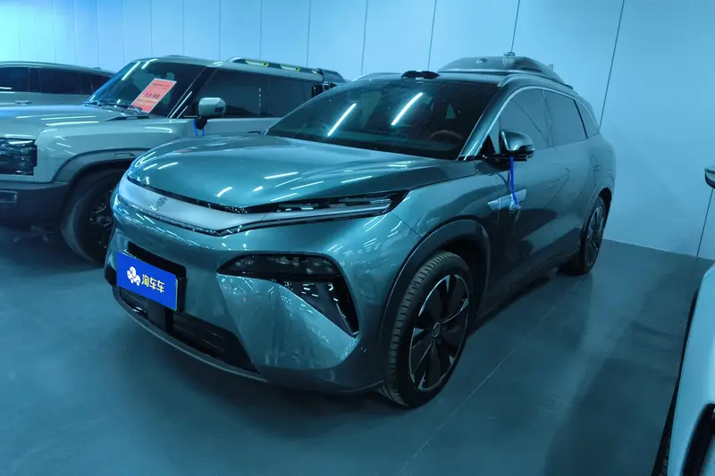 BYD L DM DM-p 175 KM 4 WD