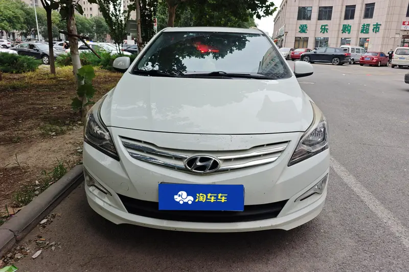 Hyundai Verna — фото 2