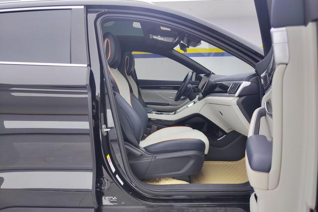 BYD SONG PLUS EV 2023 — фото 15