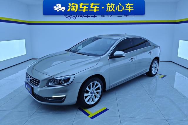 VOLVO S60 2016 — фото 1