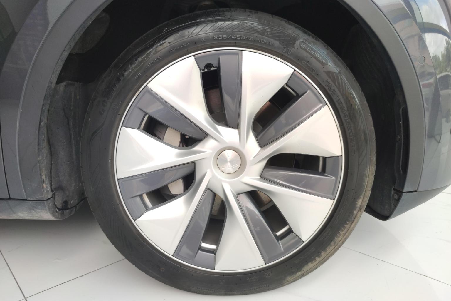Tesla Model Y — фотографии объявления, Фото 5
