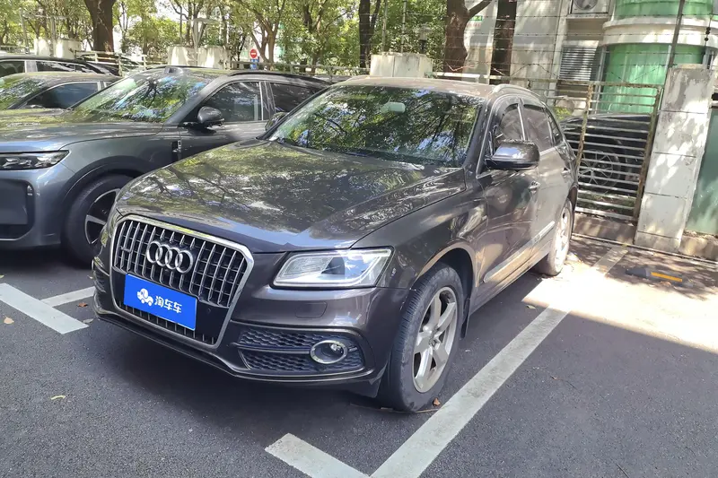 Audi Q 5 Plus 40 TFSI